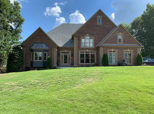 1061 Somerset Ln, Birmingham, AL 35242
