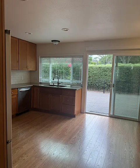 1748 Shelley Dr — Photo 4