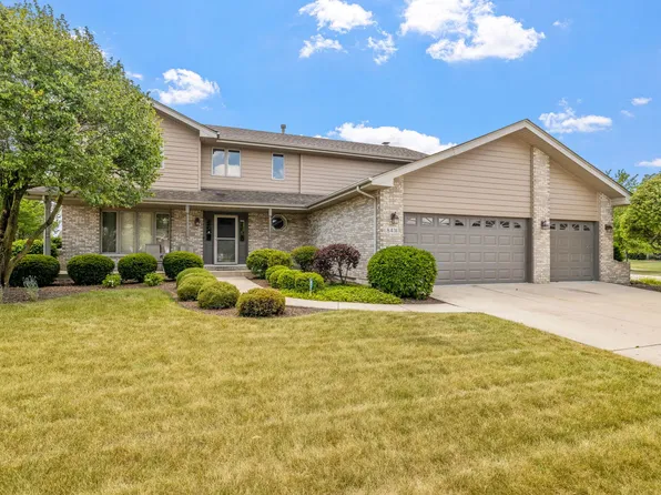 8431 Brookpoint Ct, Tinley Park, IL 60487
