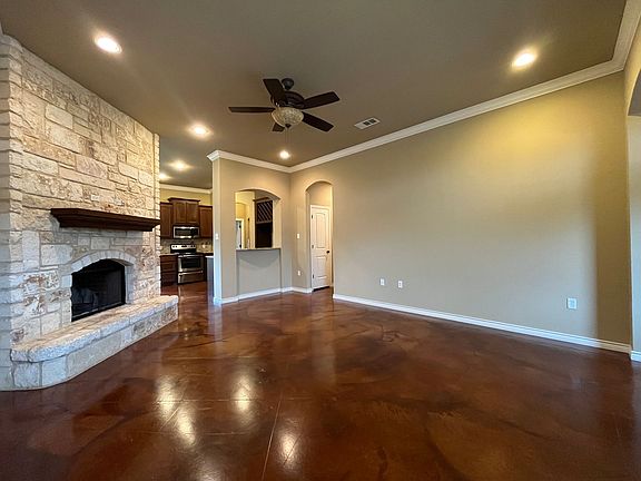 4th image of 3112 Silver Saddle Dr