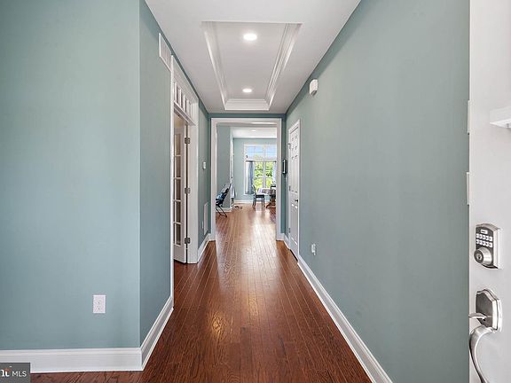 3rd image of 22014 Beech Tree Ln