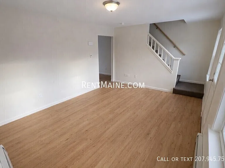 35 Valley View Ln #A — Photo 9