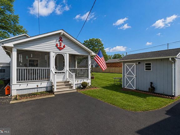 3rd image of 215 Nanticoke Rd