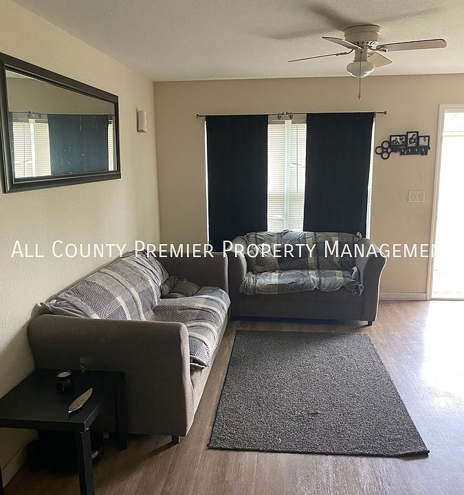 2nd image of 12 Walnut Rd #2