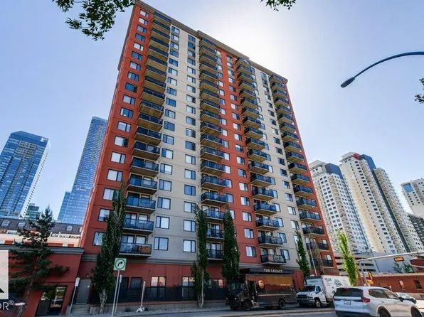 10303 105th St NW #201, Edmonton, AB T5J 5G3
