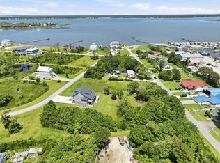 154 Westbay Circle, Harkers Island, NC 28531