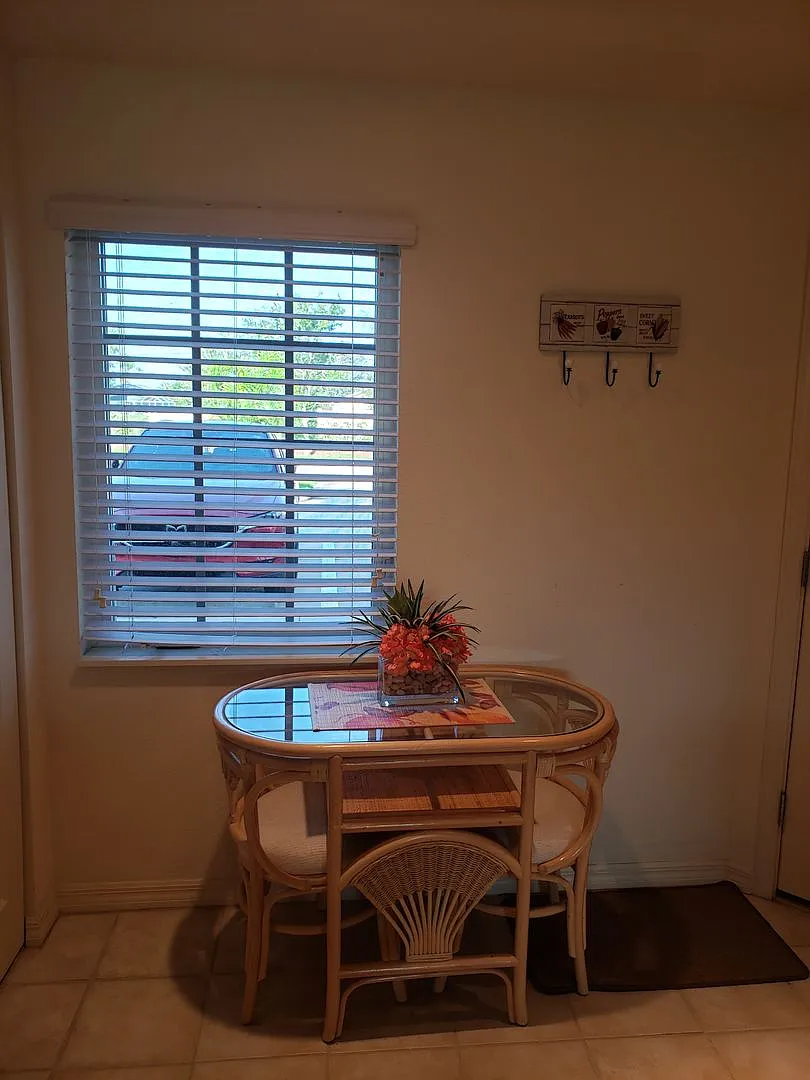 Gorgeous townhome in Deep Creek for Seasonal Rent! — Photo 4