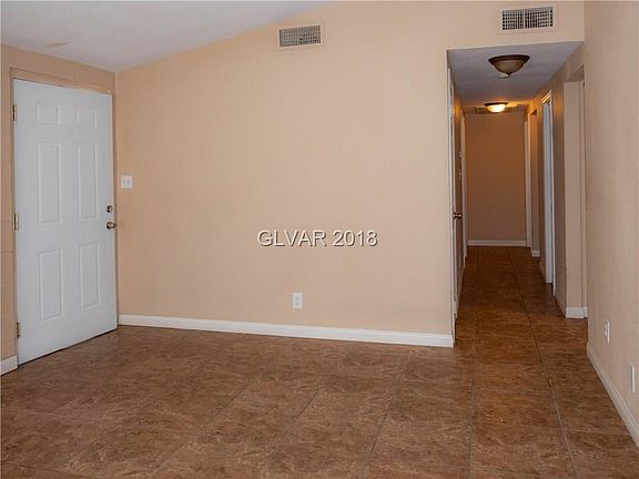 4th image of 3526 San Carlos Ave