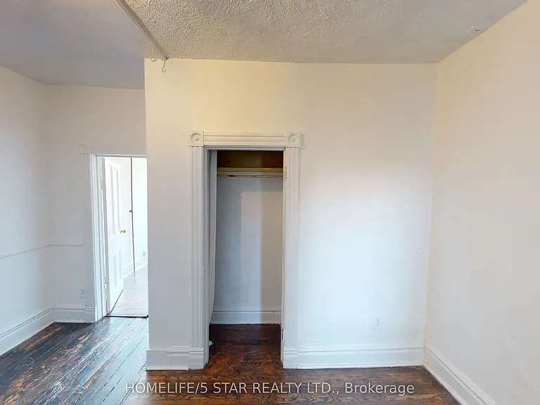 39 Humbert St #2 — Photo 16
