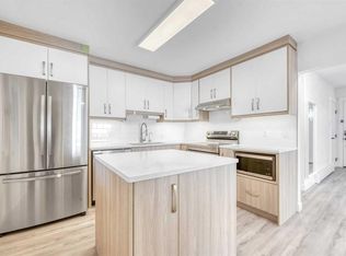 7207 E 7th St SW, Calgary, AB T2V 1G1