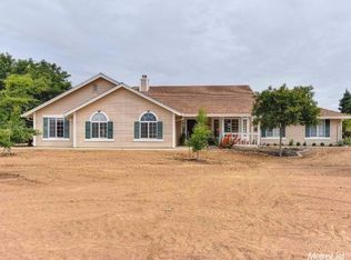 9783 New Hope Rd, Galt, CA 95632