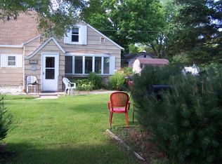 1014 Superior St, Sturgeon Bay, WI 54235