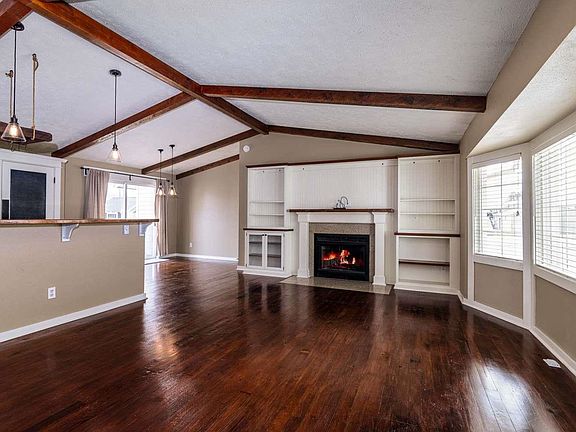 2nd image of 4806 N Haye St