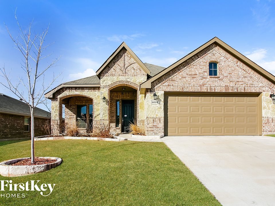 1st image of 1020 Deer Valley Dr