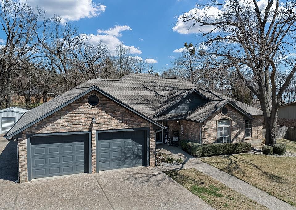 1st image of 10717 Jeanell Dr