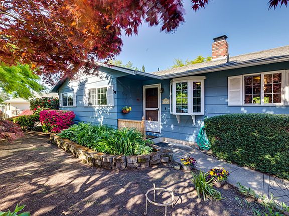 3rd image of 14732 SE Topaz Ave