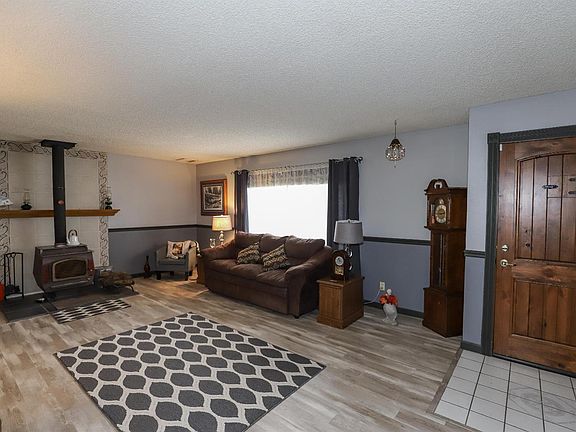 5th image of 29780 Kings Canyon Ct S