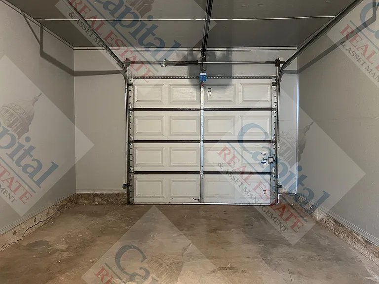 733 W Perry Dr — Photo 27