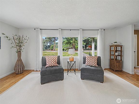 5th image of 39428 200th Avenue SE