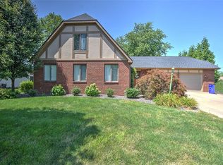 3021 Saint Andrews Dr, Decatur, IL 62521