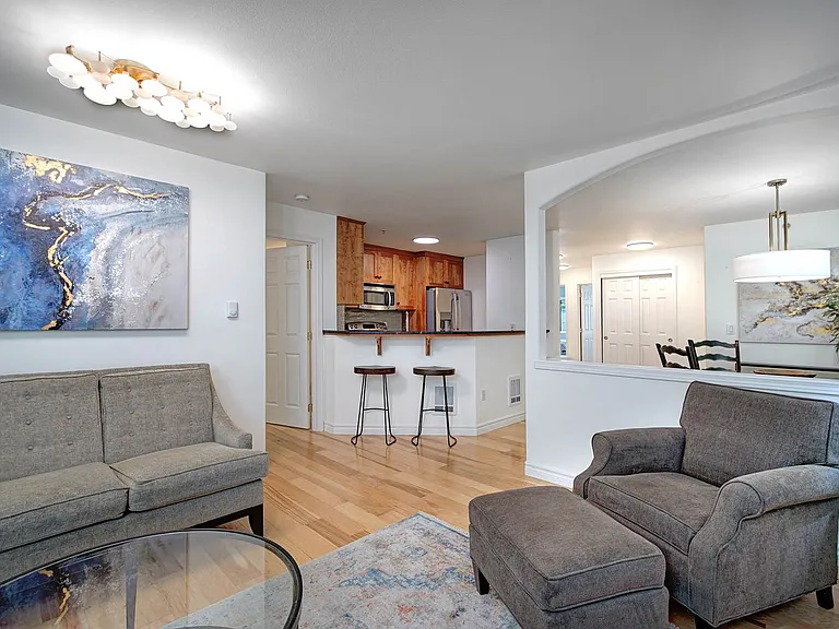 18501 SE Newport Way #J238 — Photo 5