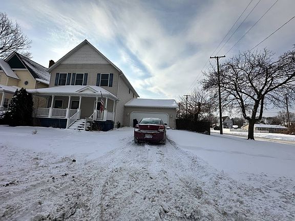 4th image of 740 White St