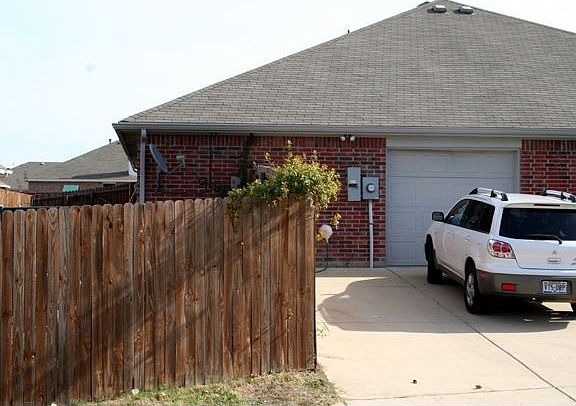 3rd image of 1733 Preston On The Lake Blvd