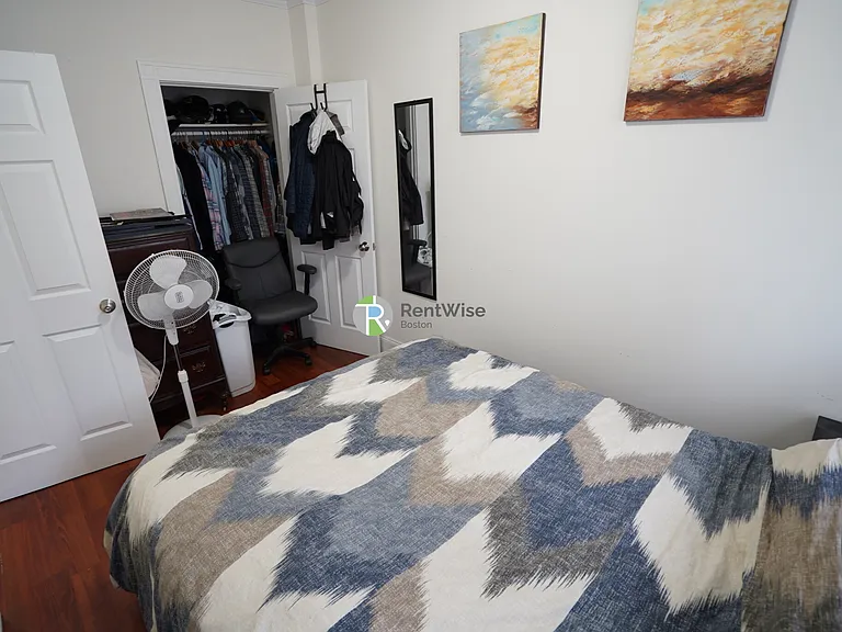 230 Walnut St #31B — Photo 4