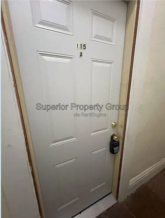 2 bed, 1.0 bath, $750 — Photo 3