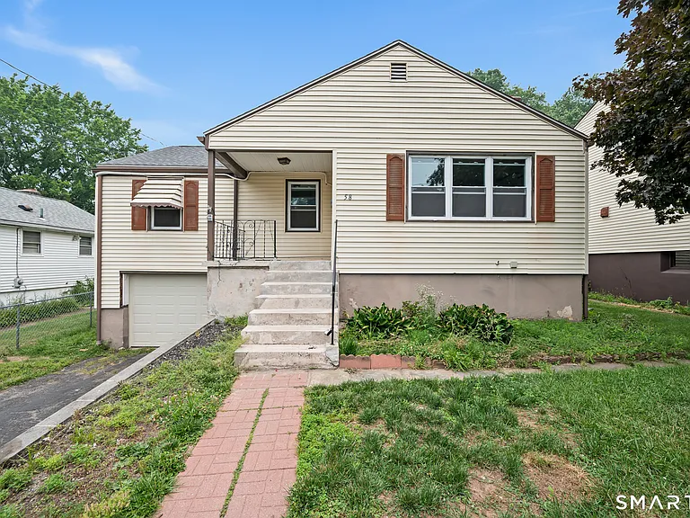 58 Jackson Ave — Photo 24
