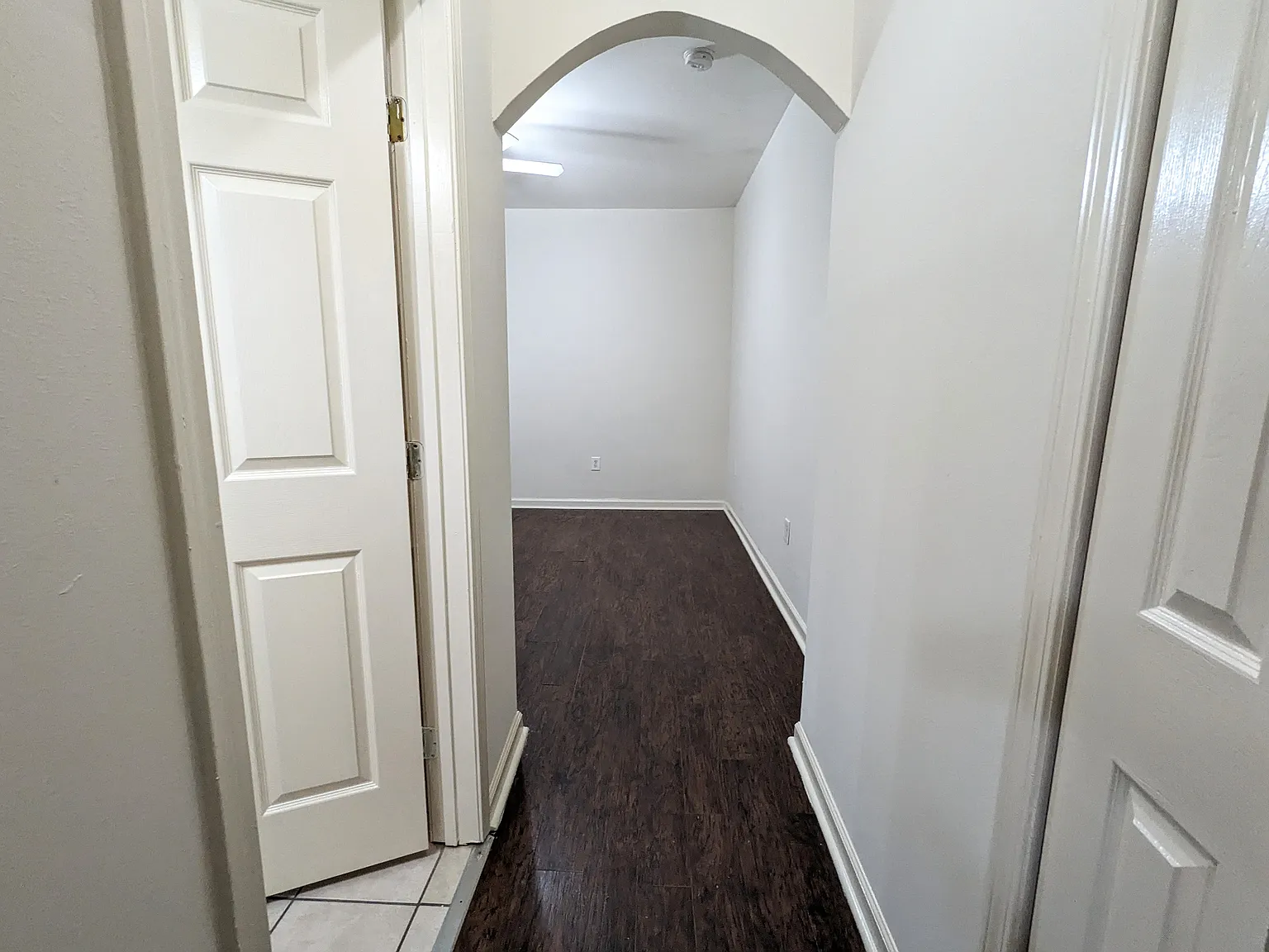 2 bed, 871 sqft, $1,375 — Photo 4