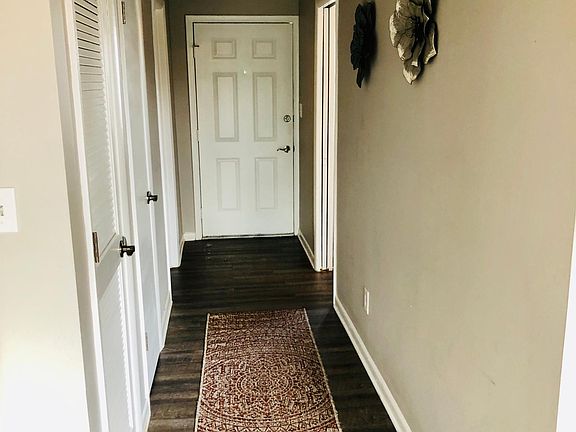 5th image of 2747 Terry Cove Dr