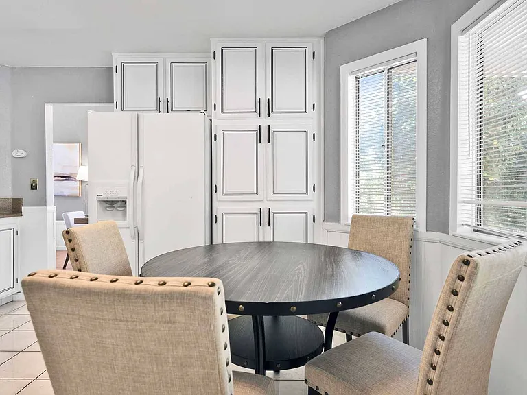 12675 Elmhurst Dr — Photo 2