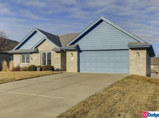 8112 S 92nd Ave, La Vista, NE 68128