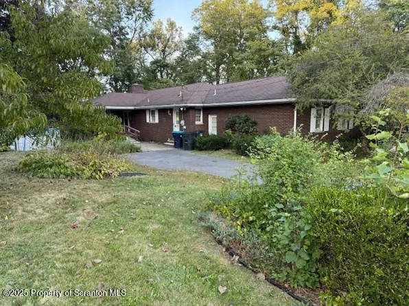 61 Pittston Ave, Yatesville, PA 18640