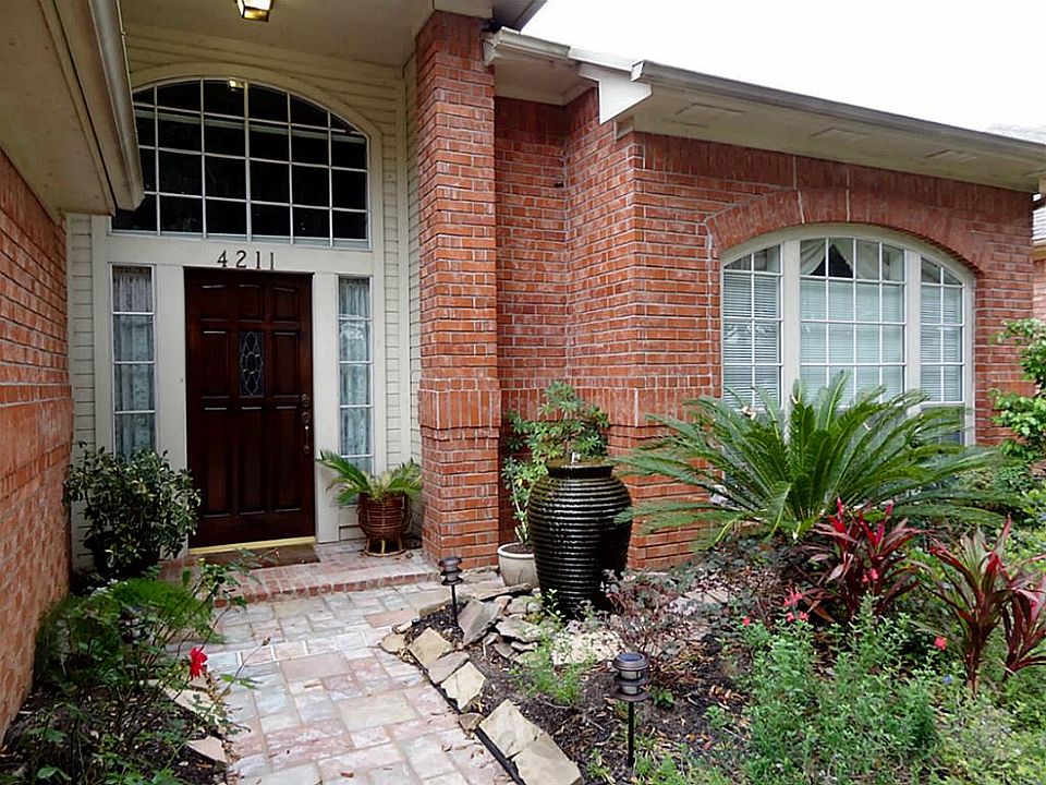 2nd image of 4211 Margate Dr