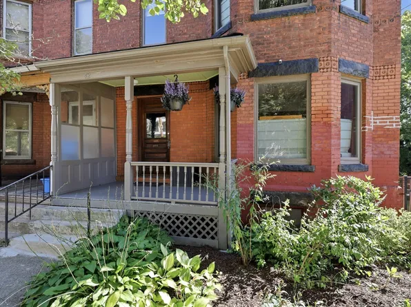42 Clinton Ave, Holyoke, MA 01040