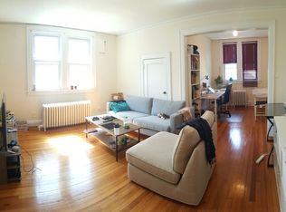 4053 Ithaca St, Elmhurst, NY 11373