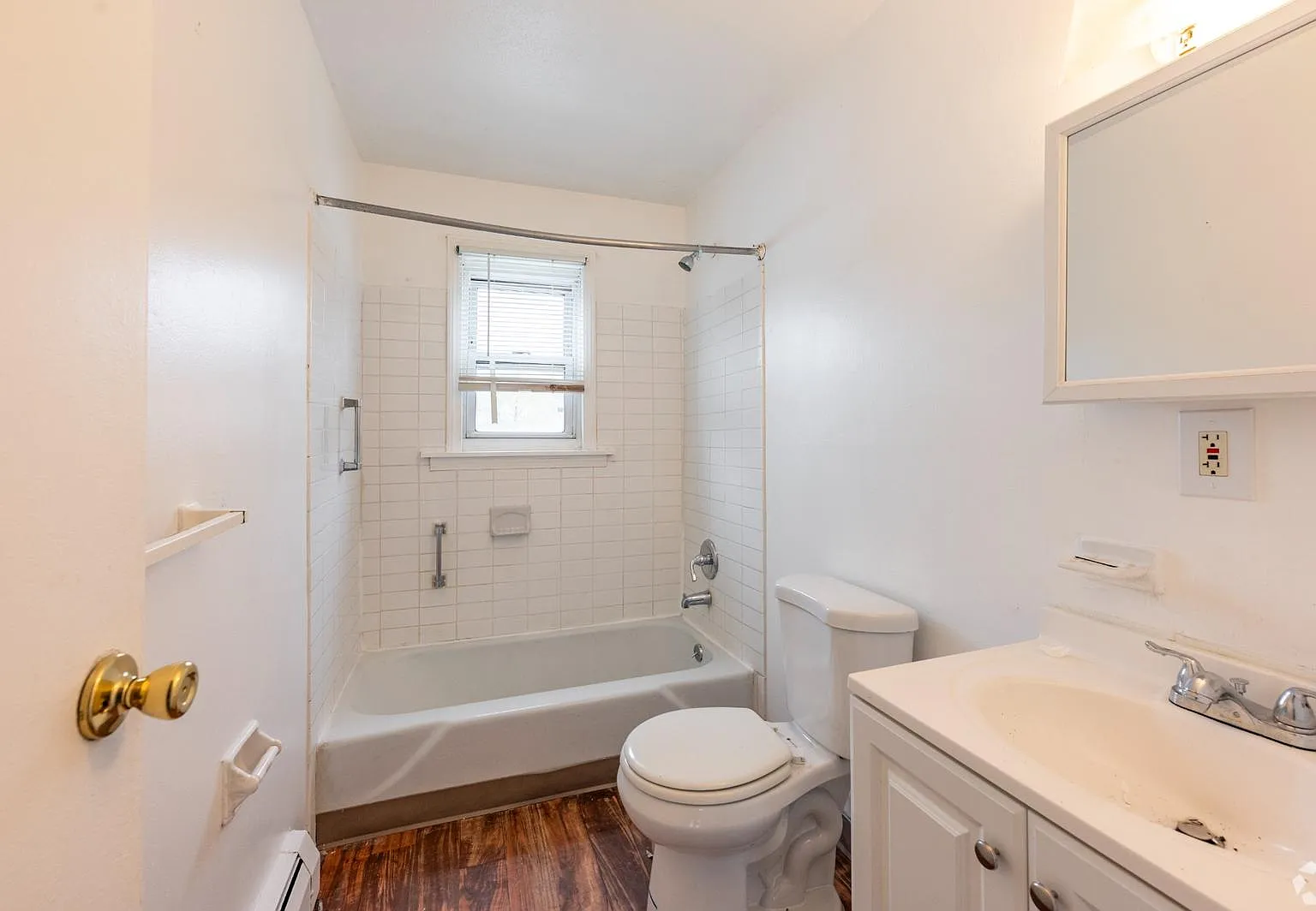 Georgetown Apartments — Photo 2