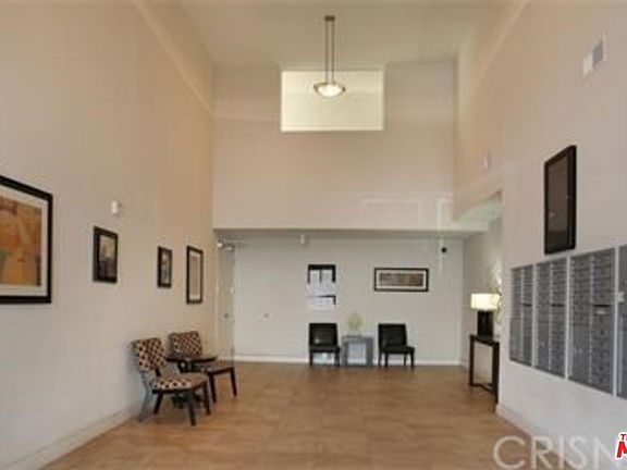 3rd image of 14412 Killion St #210