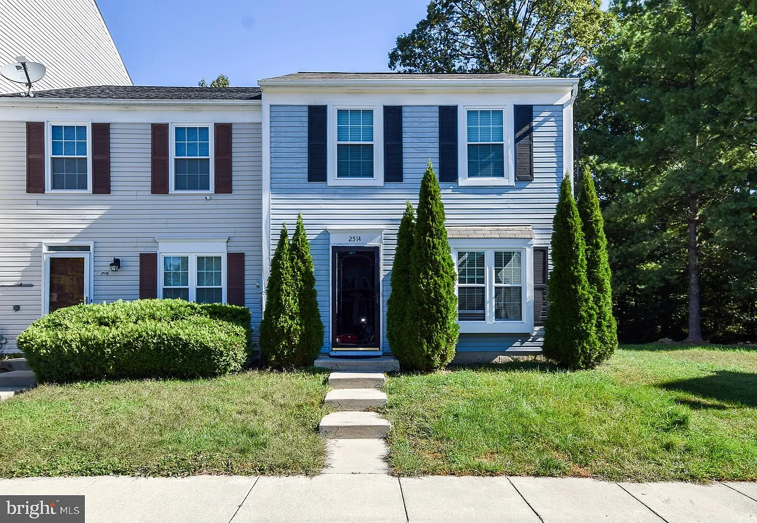 2514 Regal Pl photo 1