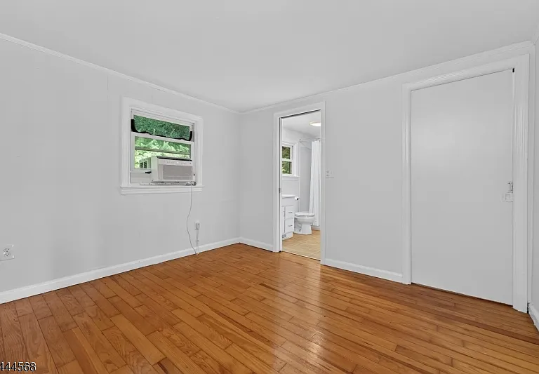 32 Hoffmans Crossing Rd — Photo 4