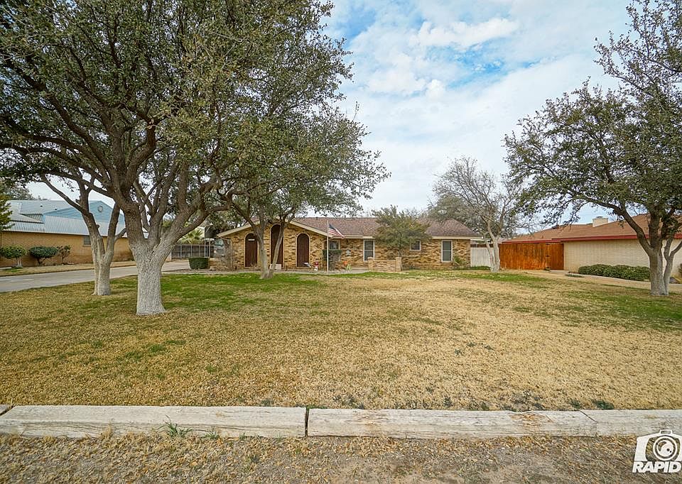 1st image of 6153 Ivy Ln