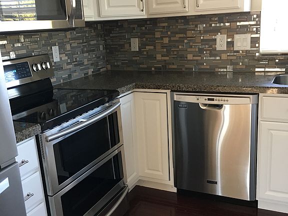 4th image of 10058 Ballinshire Ct