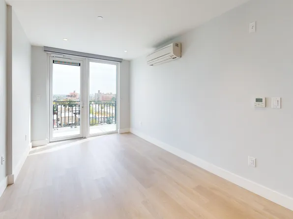 43-25 52nd Street image 19 of 34