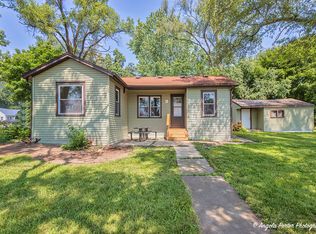 1501 Round Lake Dr, Round Lake Beach, IL 60073