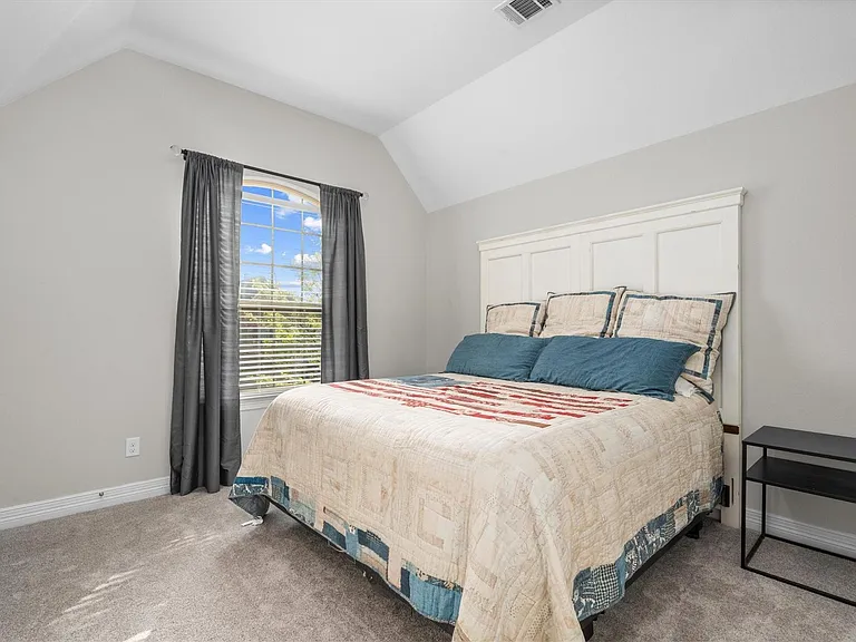 27121 Holtwood Grove Rd — Photo 33
