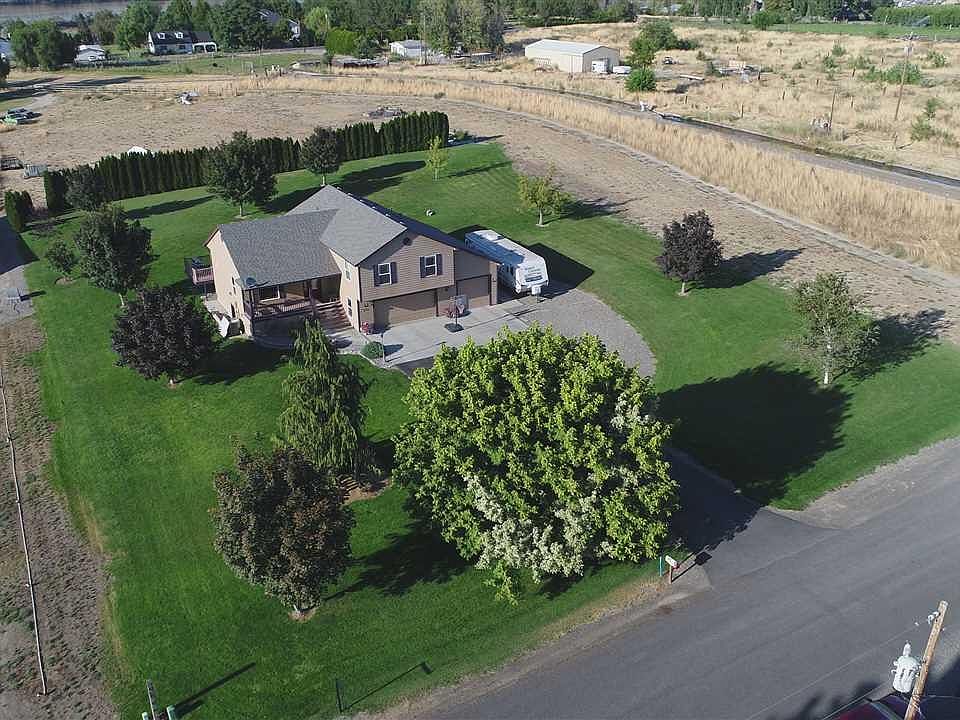 1st image of 597 Paradise Dr