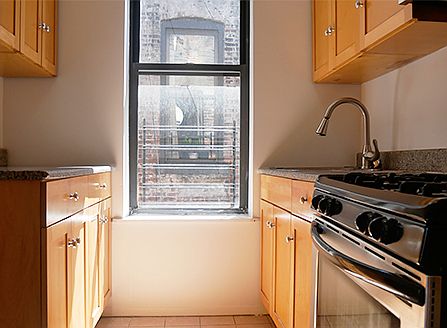 4th image of 167 W 81st St APT 5C