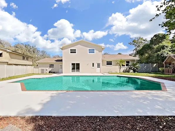 11910 Riverhills Dr, Tampa, FL 33617